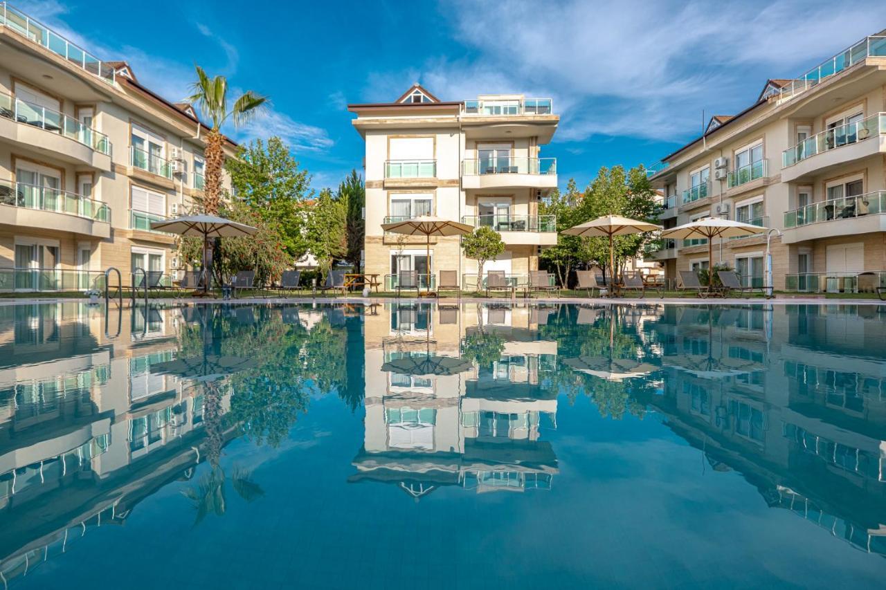 Belek Deluxe Suit Esterno foto