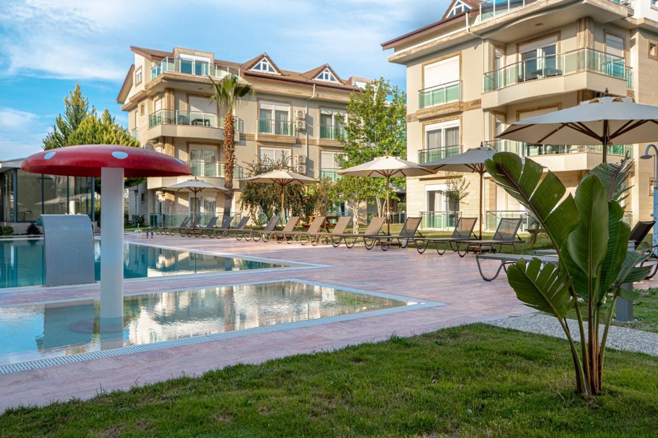 Belek Deluxe Suit Esterno foto
