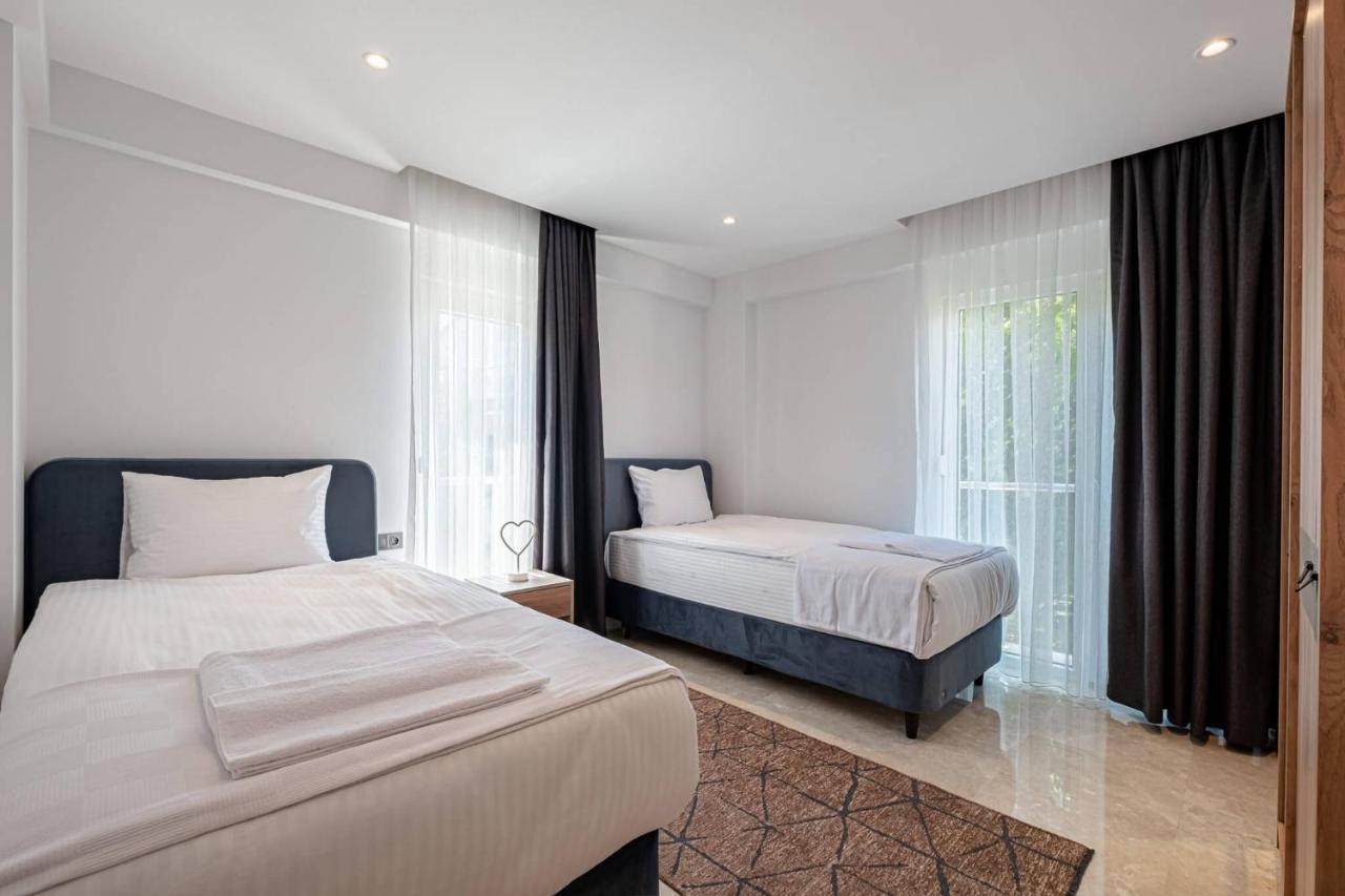 Belek Deluxe Suit Esterno foto