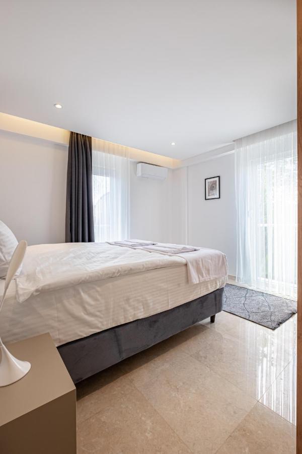 Belek Deluxe Suit Esterno foto